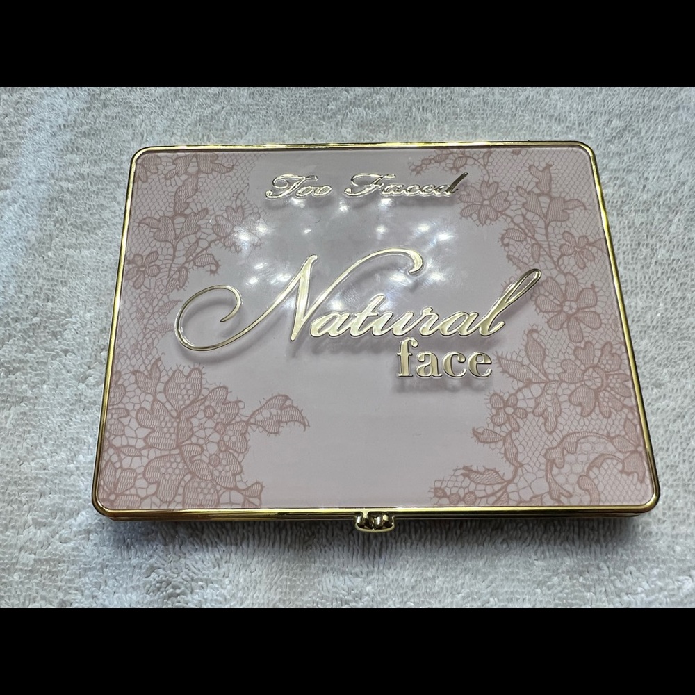 Too Faced natural palette